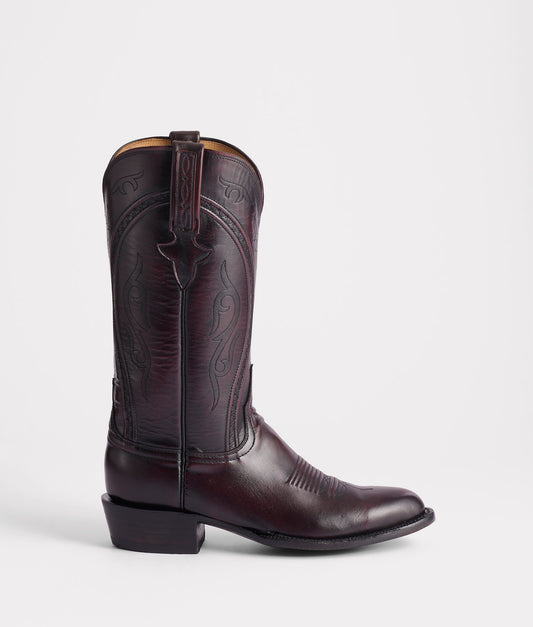 Gavin :: Black Cherry