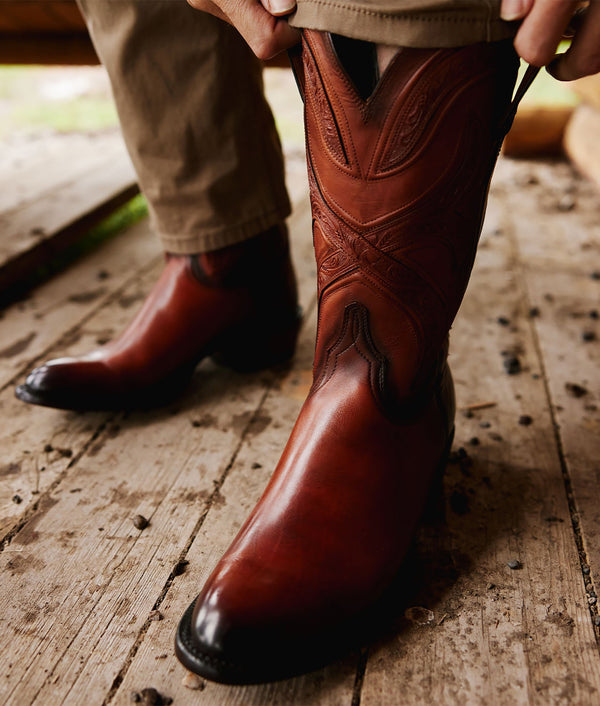 Lucchese Knox cowboy boots and matching belt size 10 and belt size 36 Knox Boot - Dark Brown Calf Boots - Lucchese main image 2