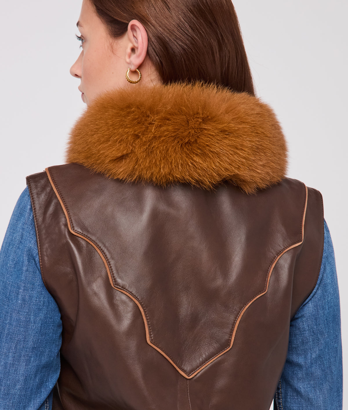 Duchess Of The Range Fur Vest :: Brown 10