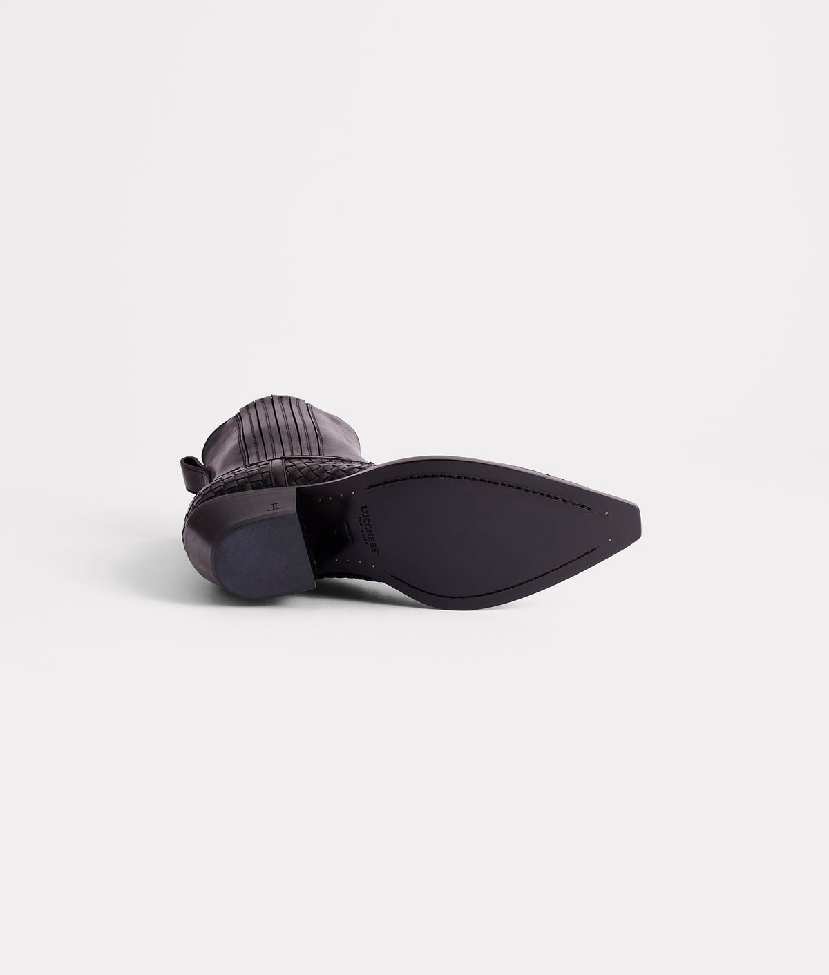 Vivienne :: Black 6