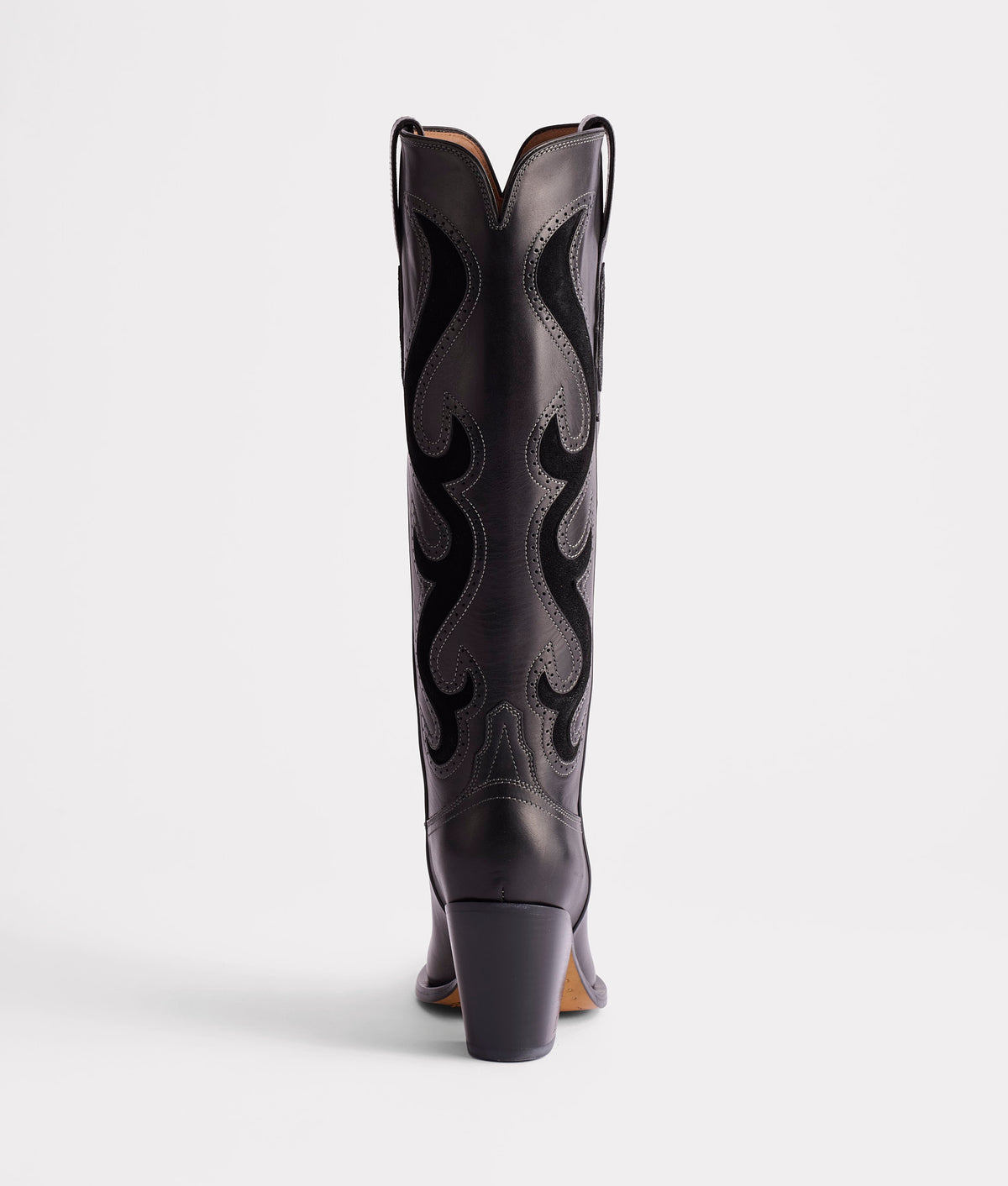 Vittoria :: Black 4