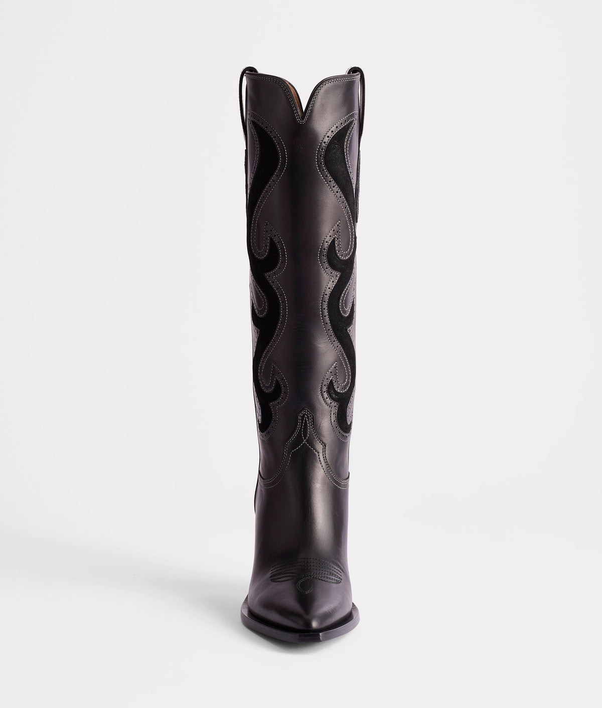 Vittoria :: Black 3