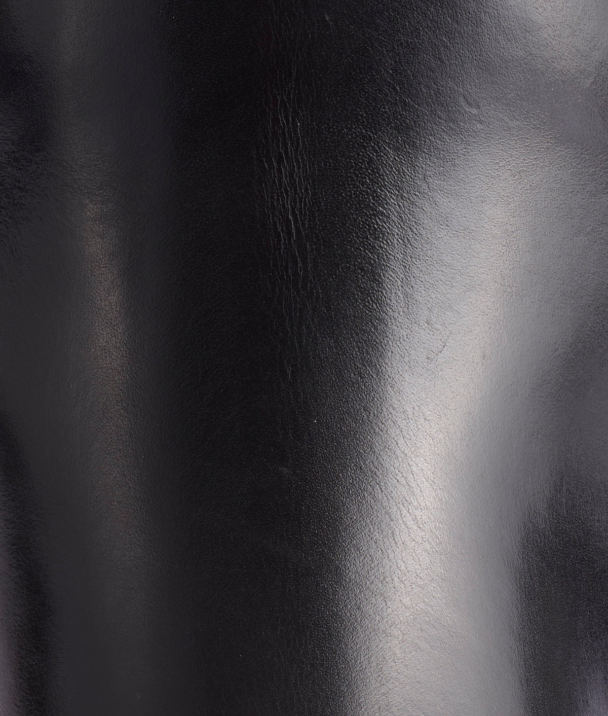 Jennie :: Black 8