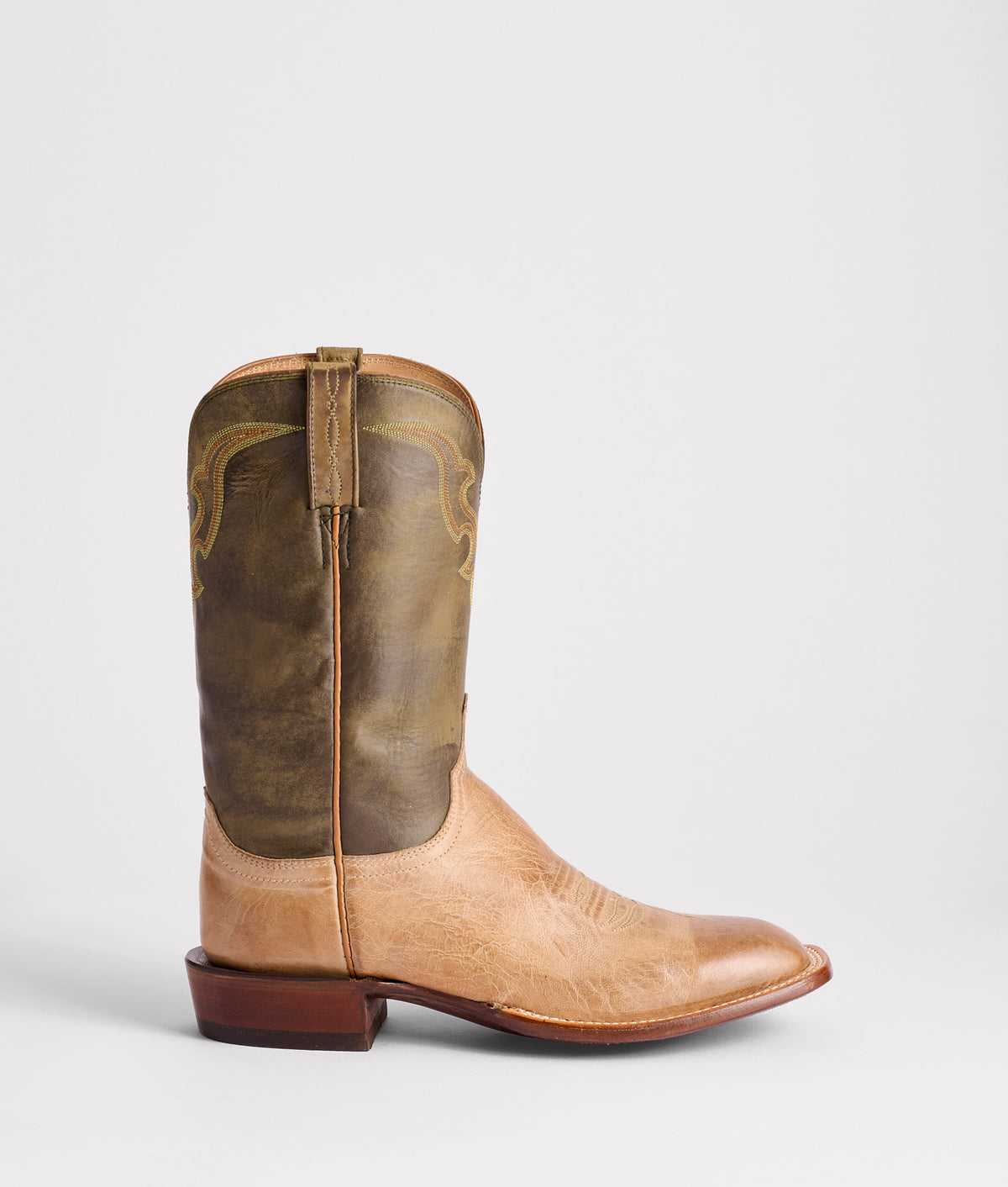 Martin :: Pearl Bone 1