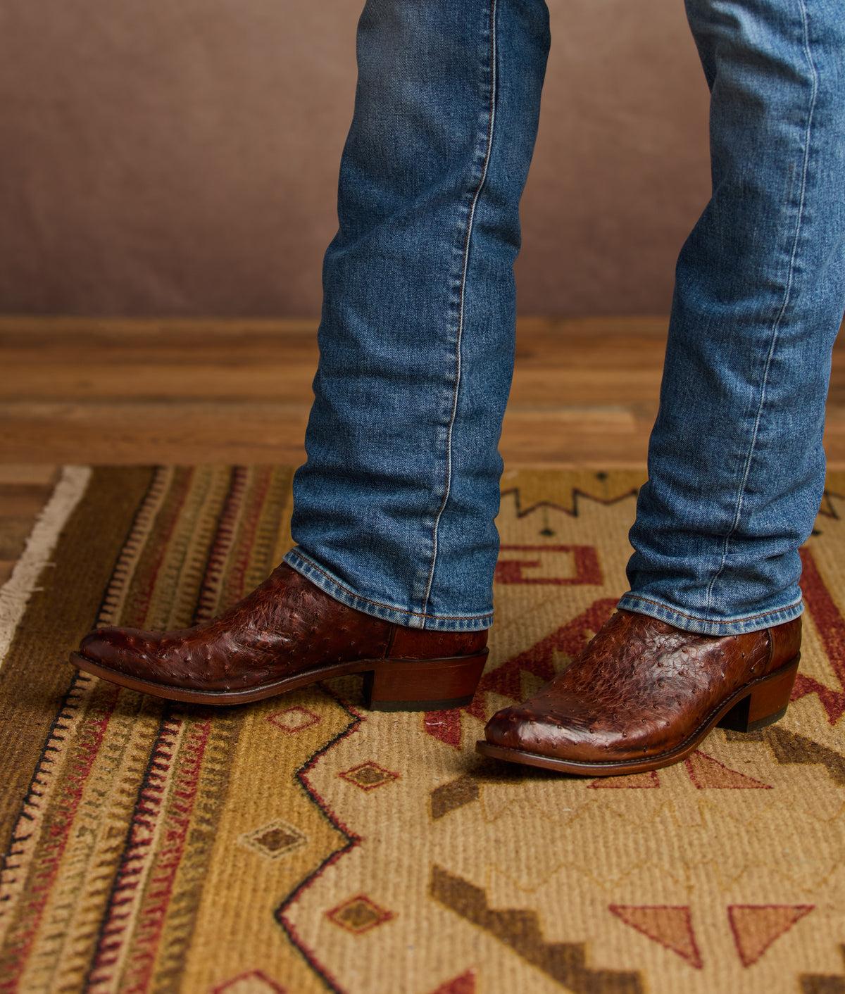 Elgin Chocolate — lifestyle look 9
