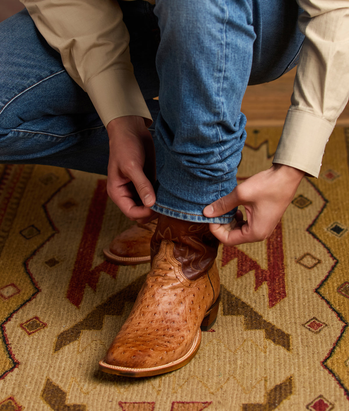 Harmon Barnwood + Tan — lifestyle look 9