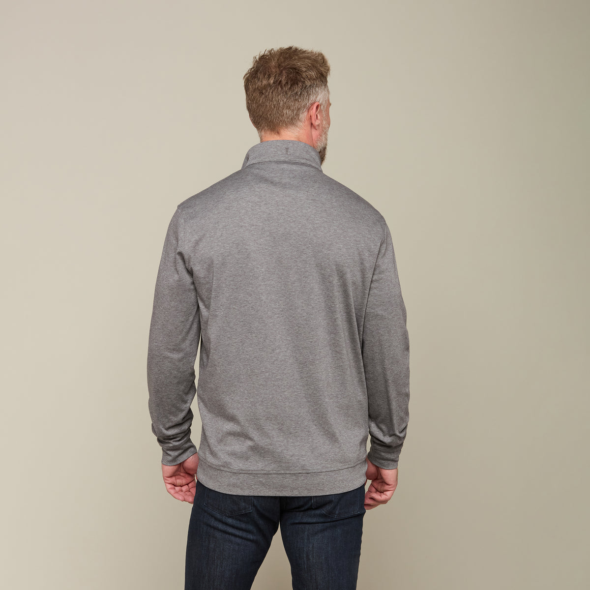 
    Lightweight Quarter Zip :: Grey