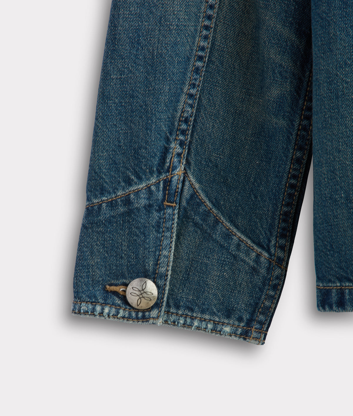 Wyatt Chore Jacket :: Riverside 9