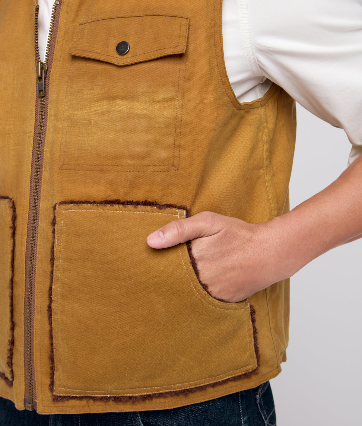 McGuire Vest :: Khaki 5