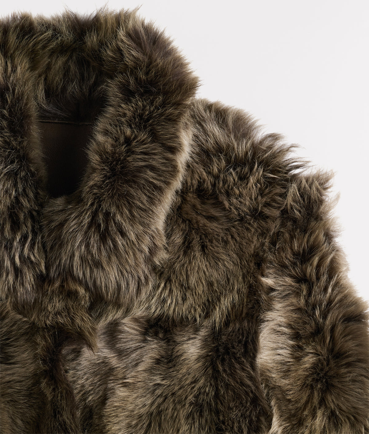 Beth Toscana Shearling Jacket :: Olive 8