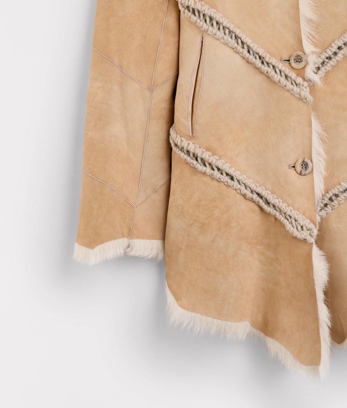 Goldie Fur Coat :: Palamino 7