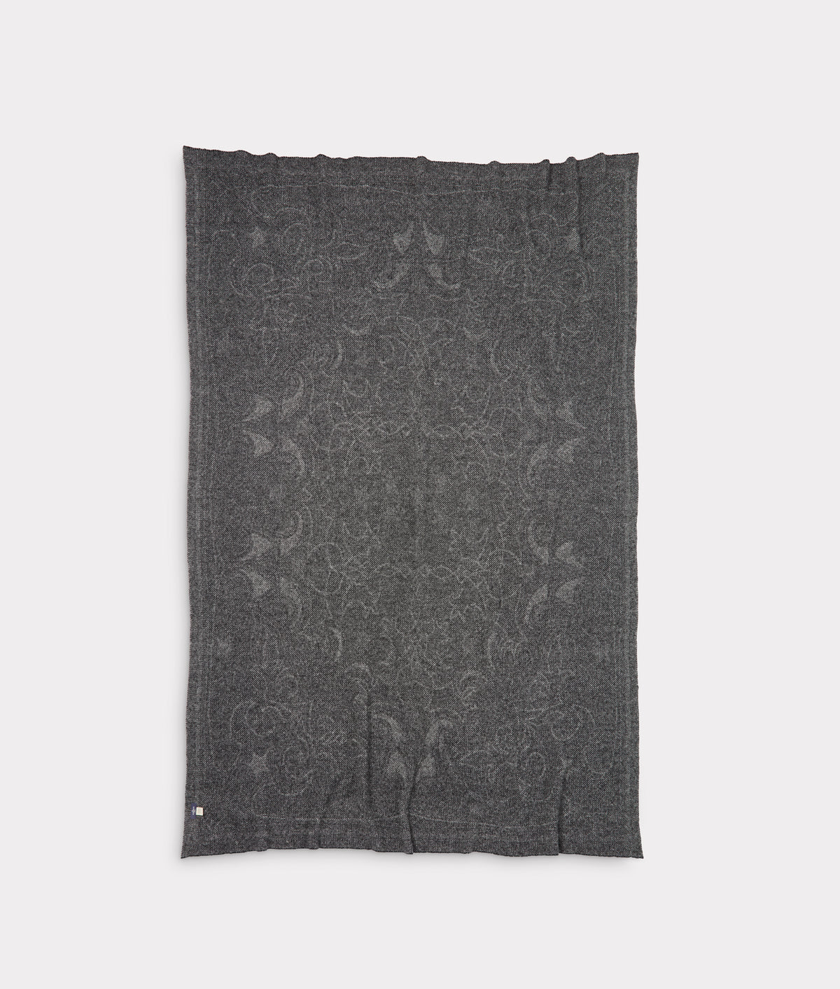 The Lodge Blanket :: Black/ White 3