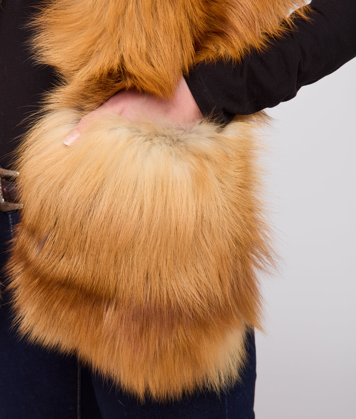 Pelliccia Handwarmer Scarf :: Red 4