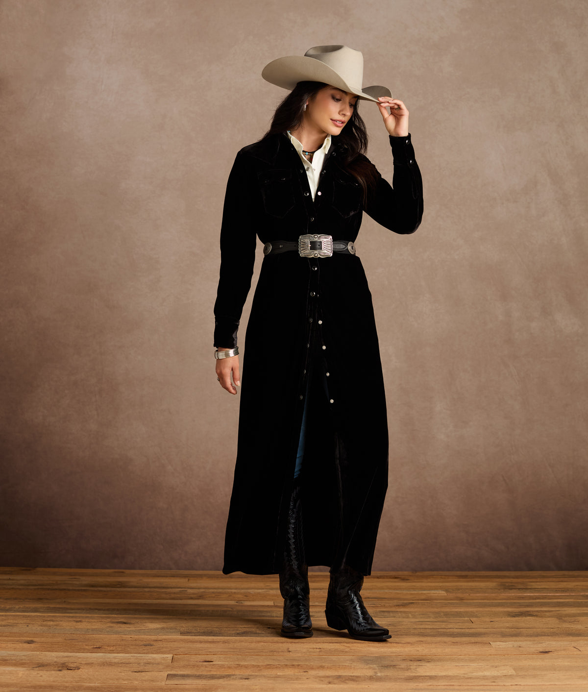Delilah Velvet Duster :: Black 7