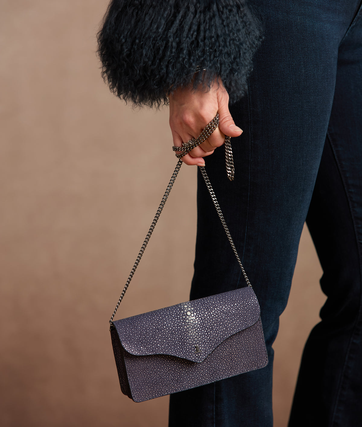 Donna Exotic Long Wallet On A Chain :: Navy 2