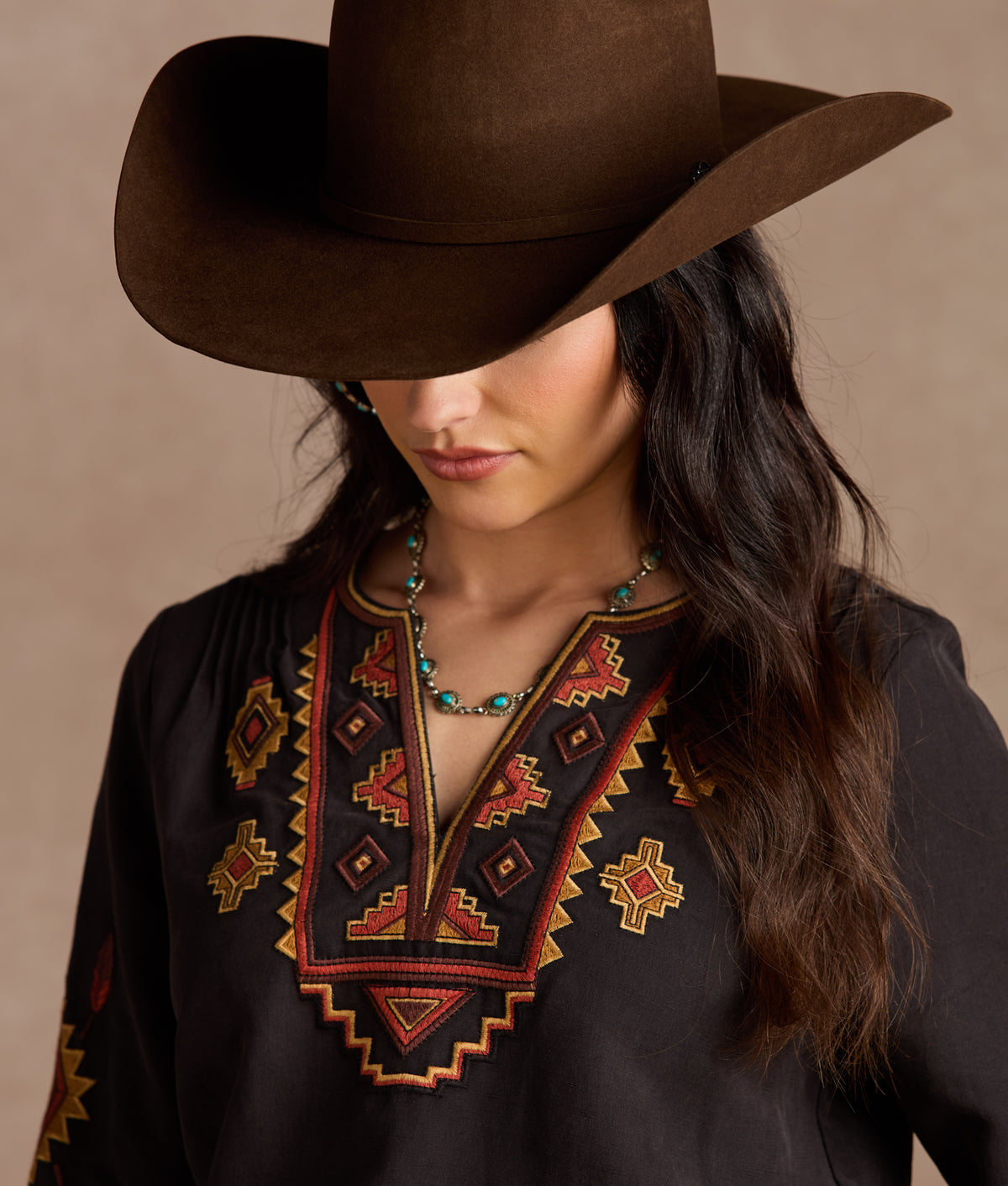 Tala Embroidered Shirt :: Black 3