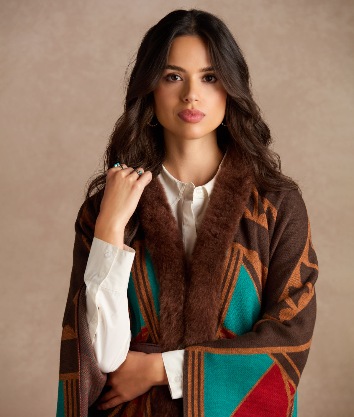 Alpaca Cape With Fur :: Multi 10