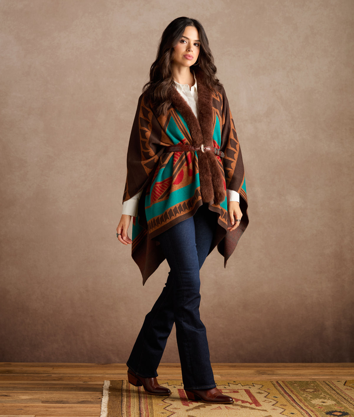 Alpaca Cape With Fur :: Multi 8