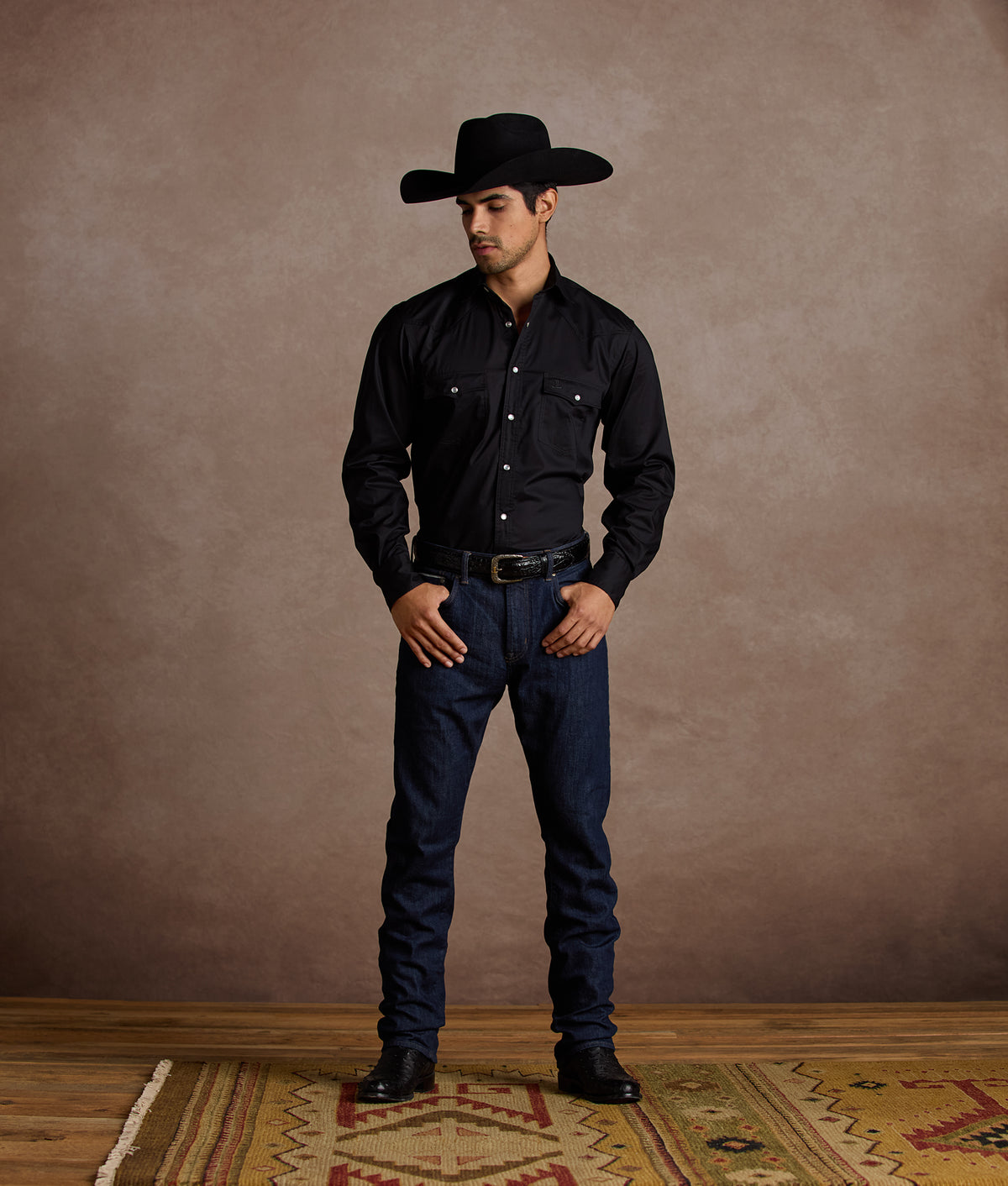 El Paso Cowboy Fit :: Solid Black 2