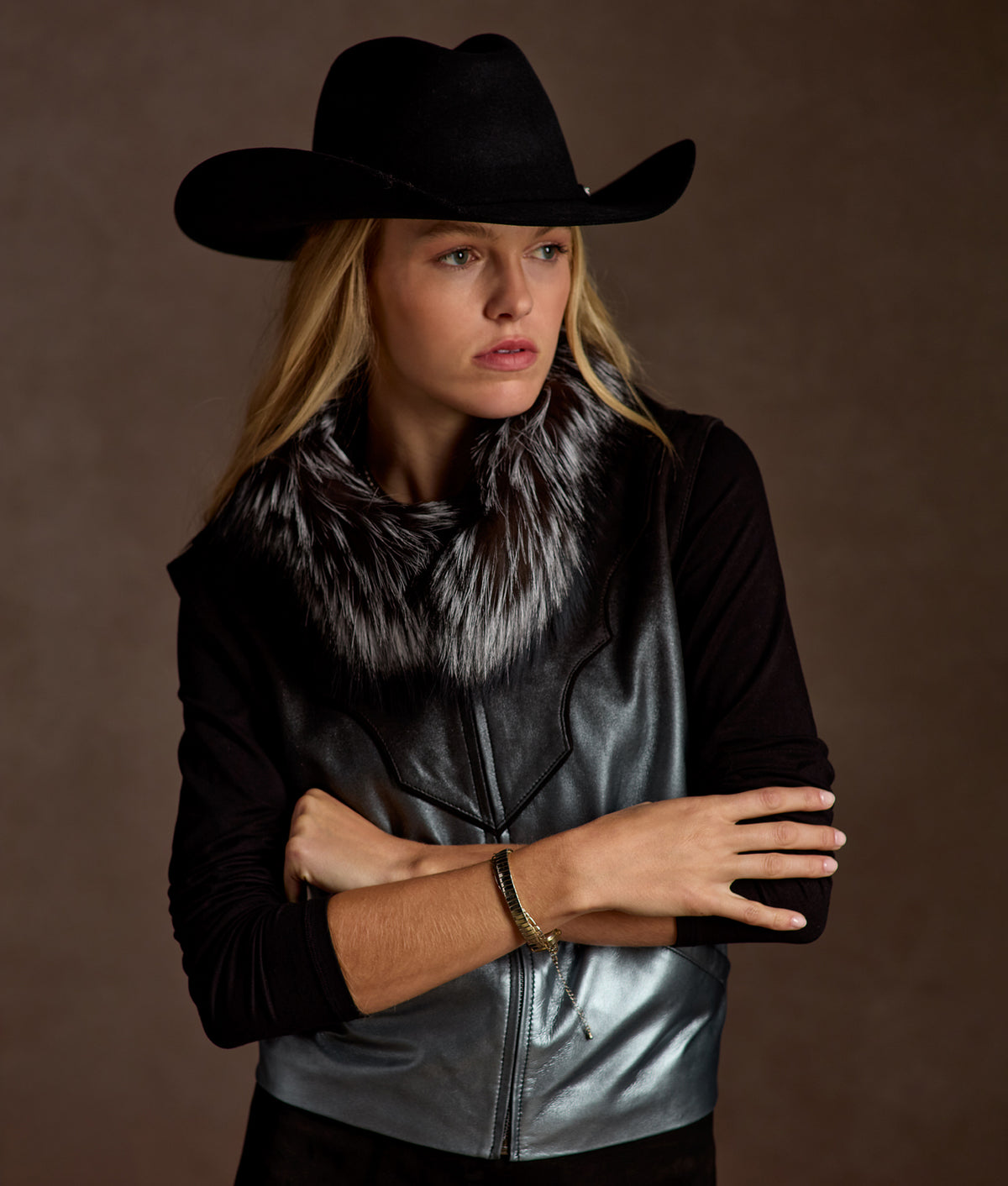 Duchess Of The Range Fur Vest :: Metallic Gradient 2