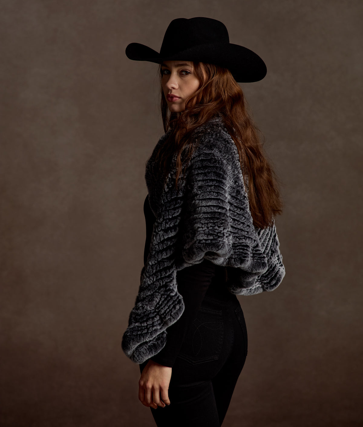 Ashley Fur Poncho :: Black 10