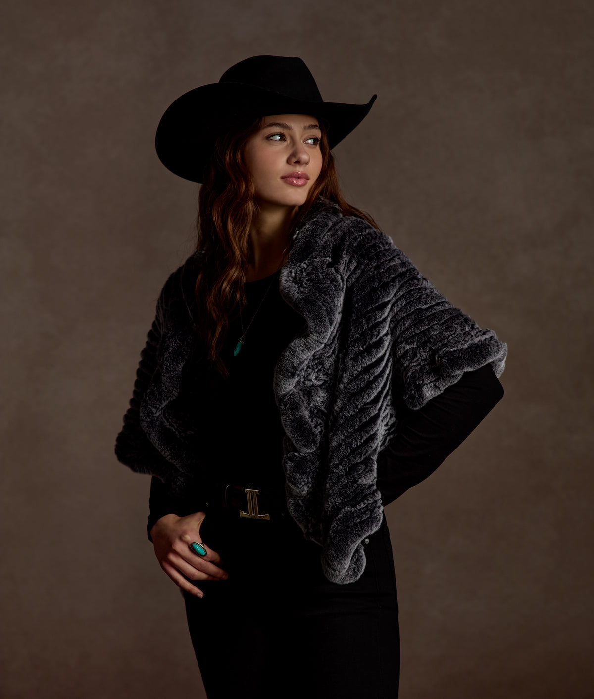 Ashley Fur Poncho :: Black 12