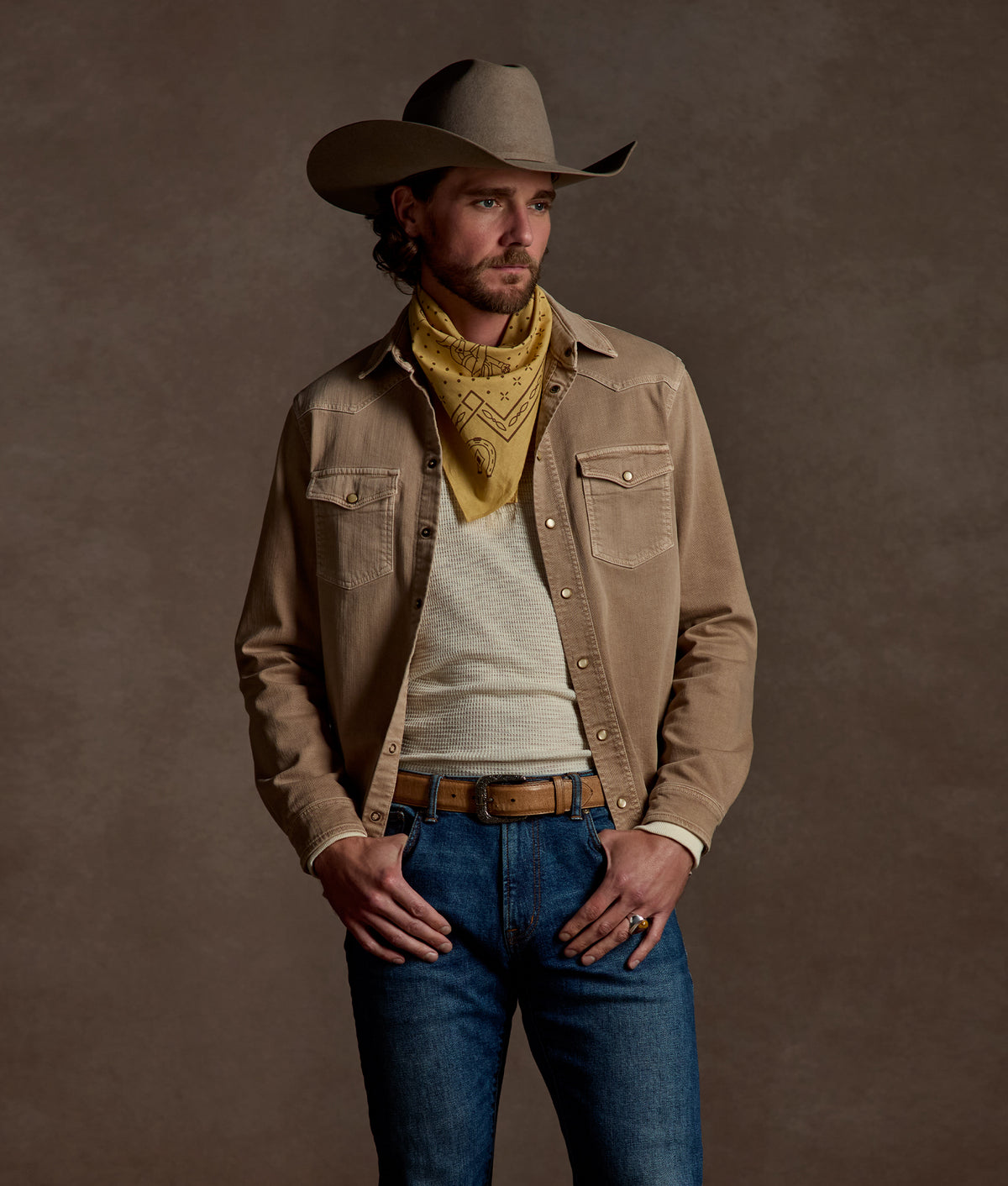 Smooth Mad Dog Goat :: Tan 5