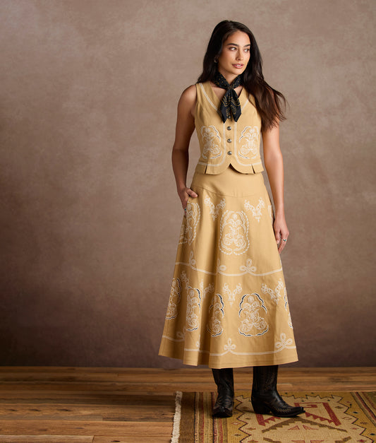 Everyday Essentials Women's Look 2