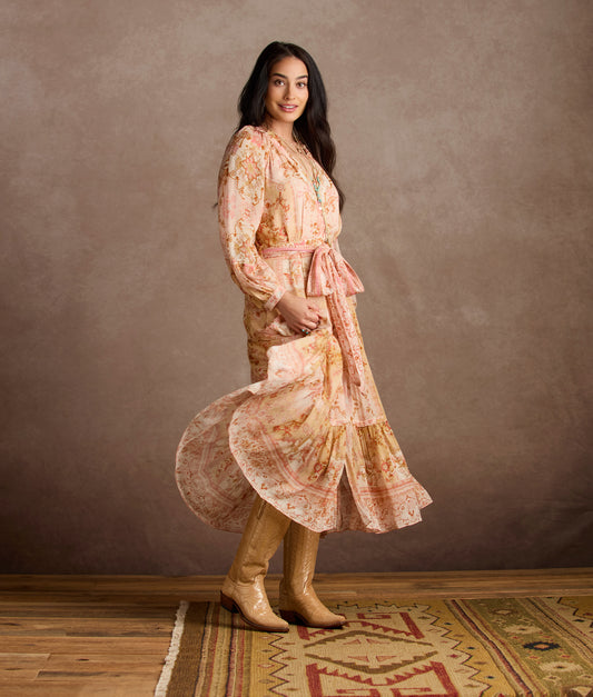 Everyday Essentials Women's Look 8