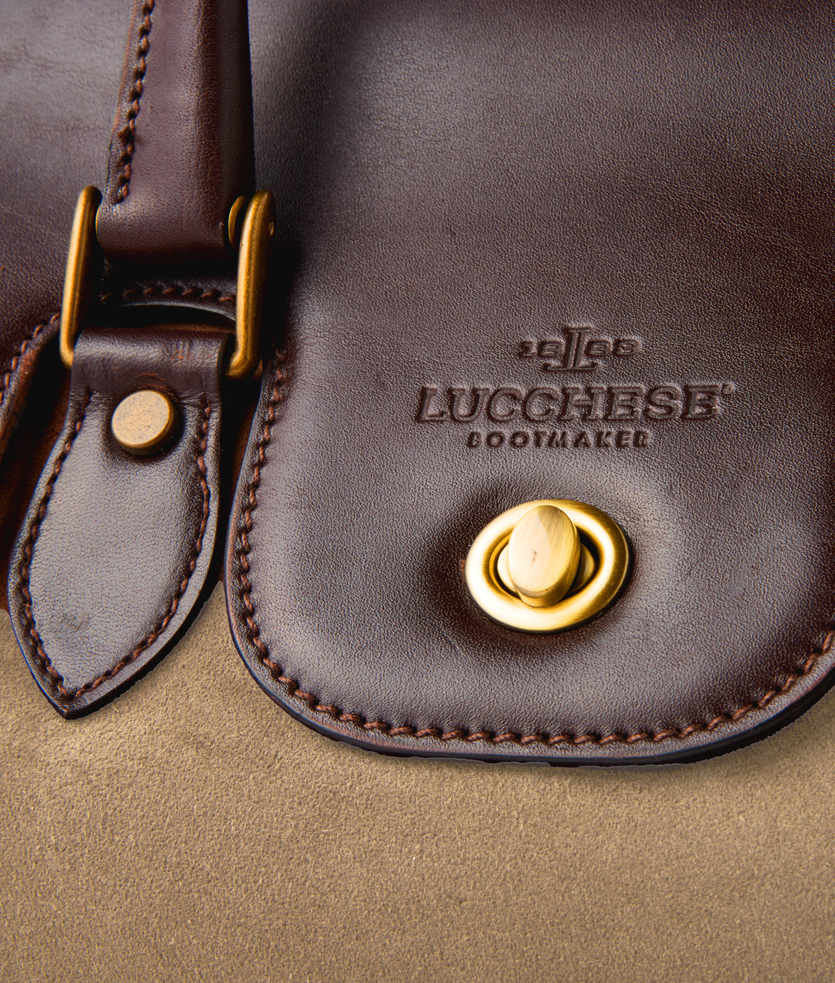 Lucia Overnight Bag :: Brown 7
