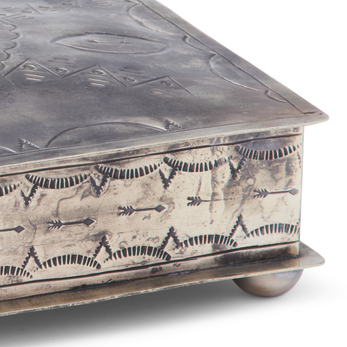 
    Southwestern Thunderbird Box :: Silver