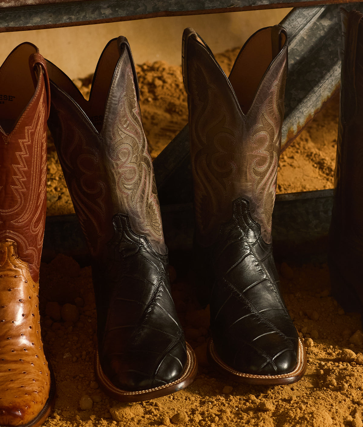 Roy :: Black + Anthracite Grey 3