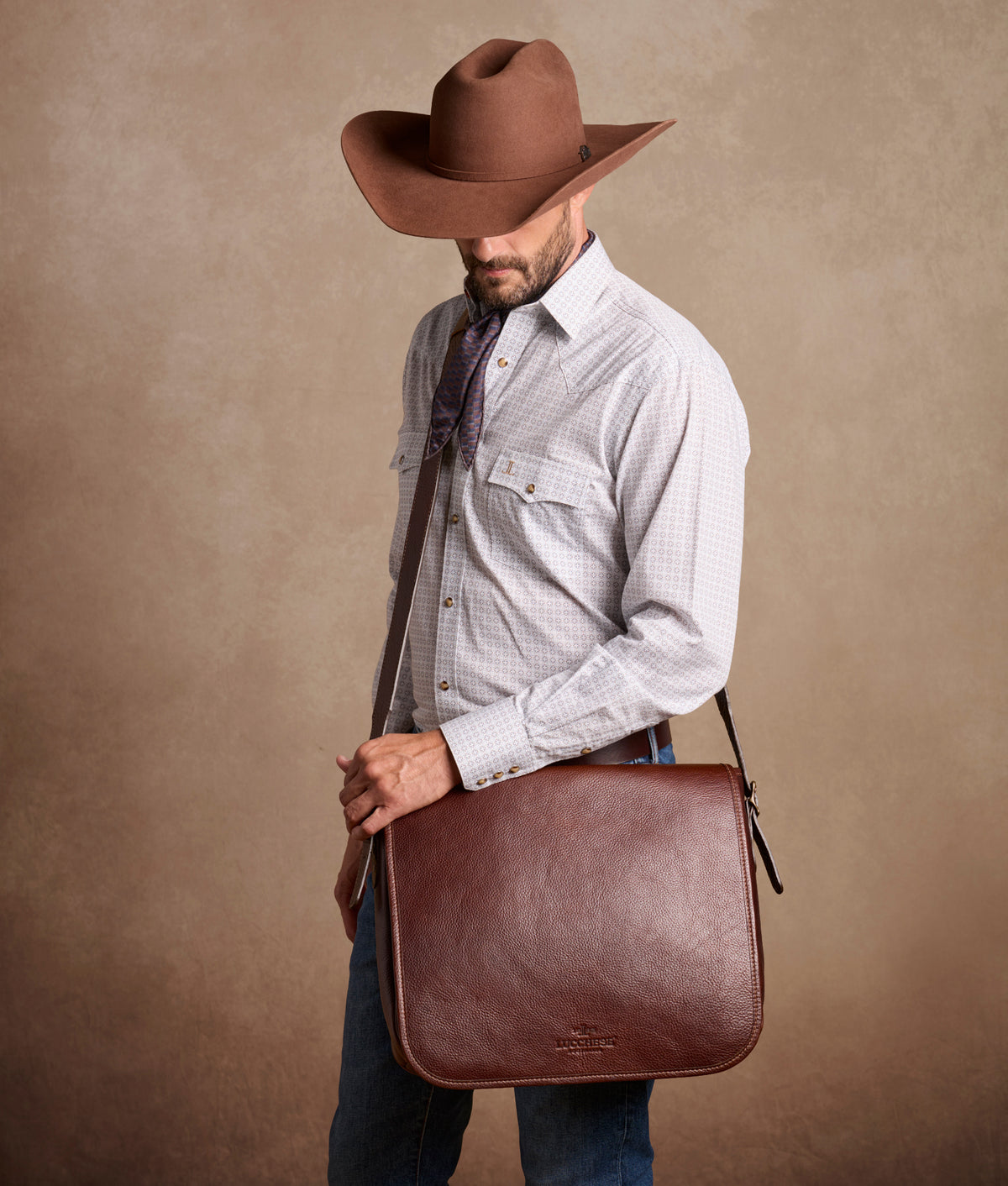 Heritage Messenger :: Brown 7