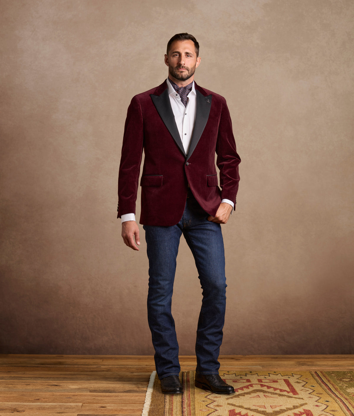 Lucchese Velvet Sport Coat :: Black Cherry 2
