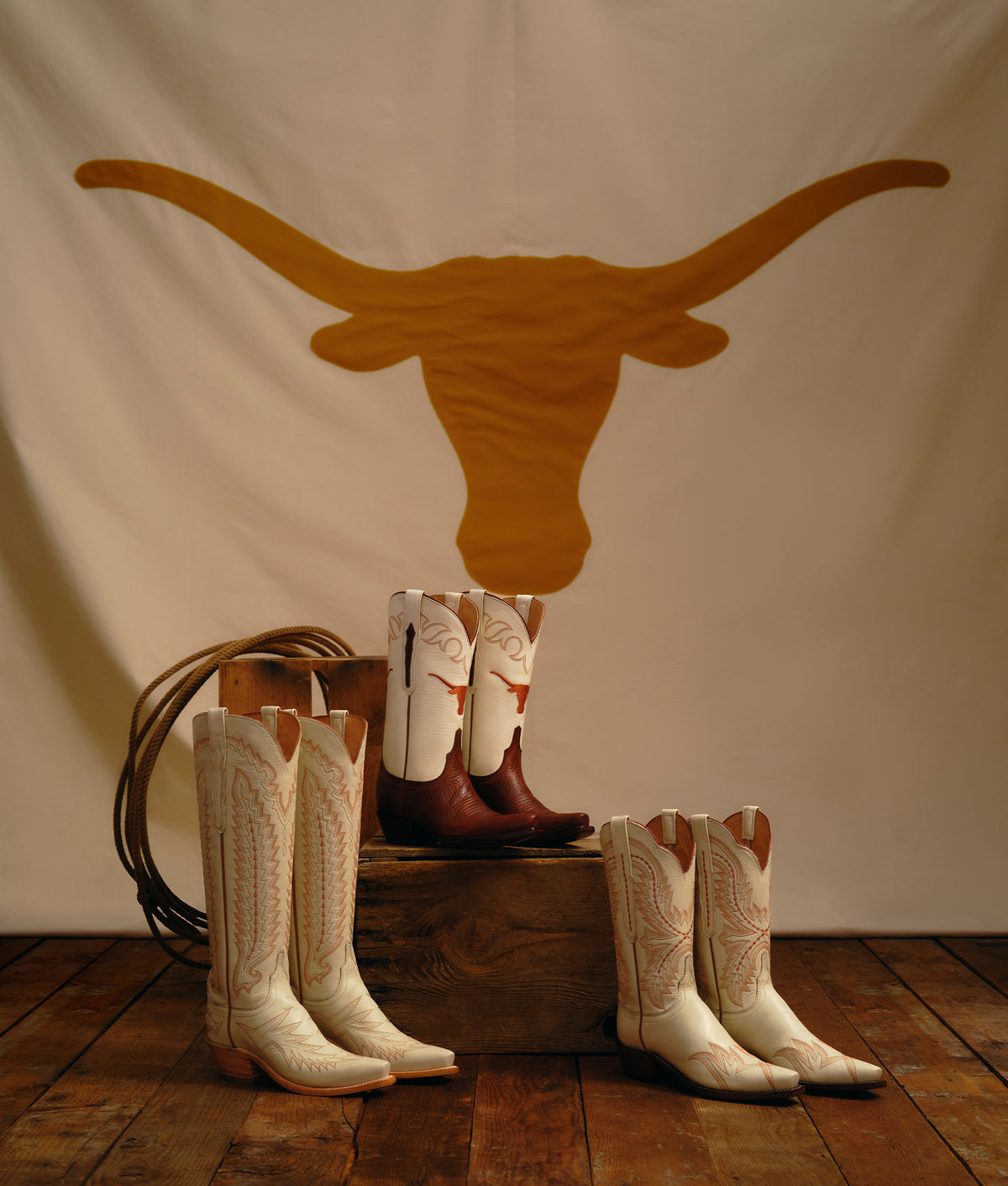 Women's 40 Acres :: Chocolate 3