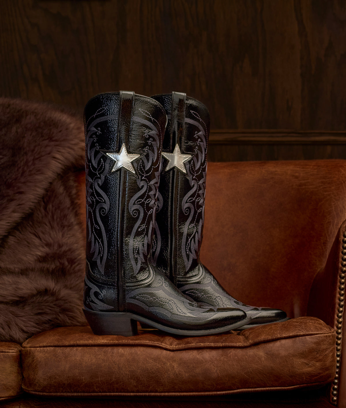 Gina :: Crinkle Patent Black 9