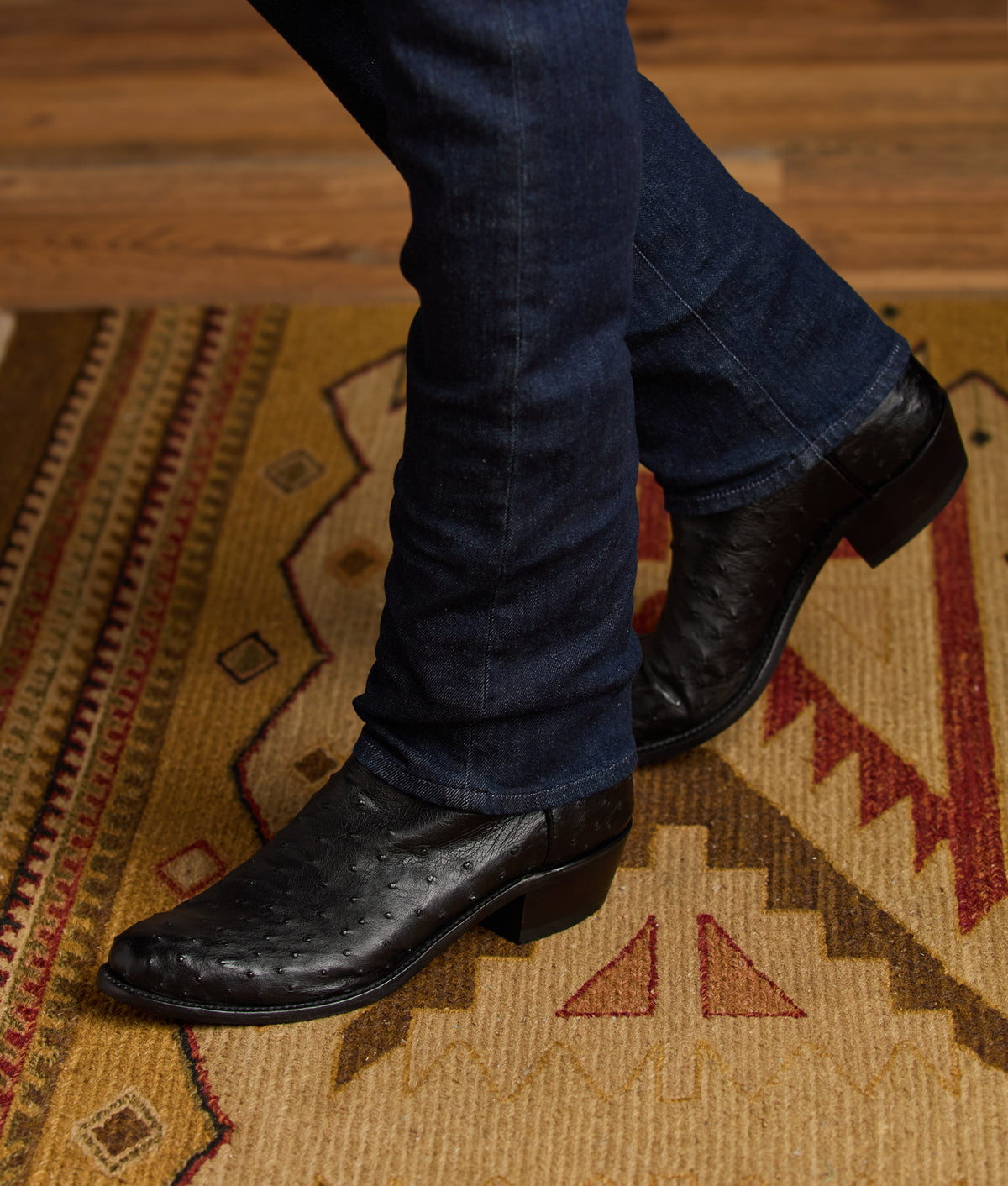 Luke Black — lifestyle look 7
