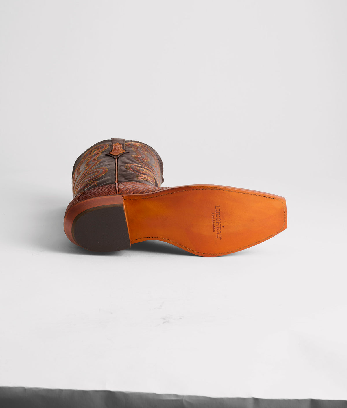 Easton :: Antique Tan 6