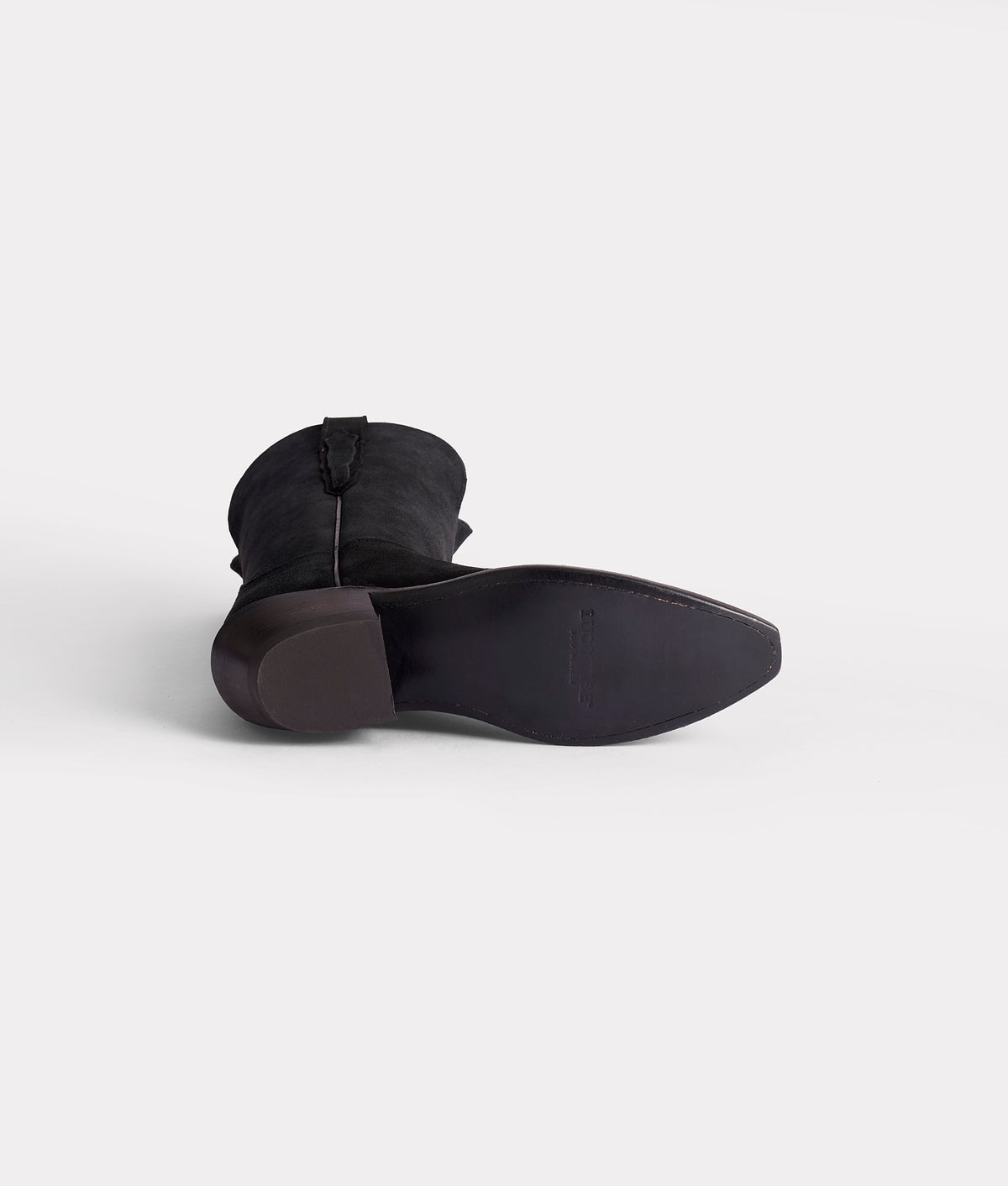 Eleanor :: Black 8