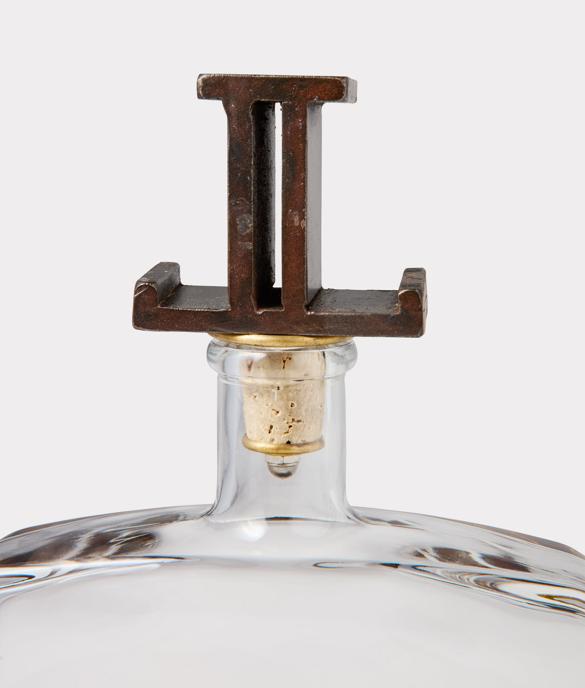 Mirrored L Decanter :: Iron 2