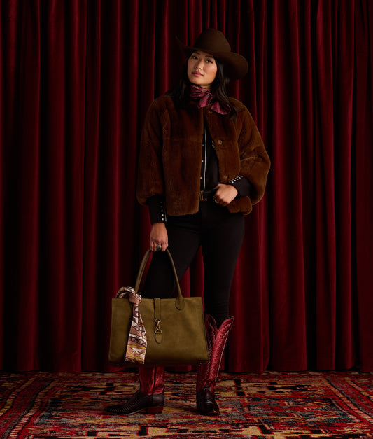 Women's Black Cherry Look 04